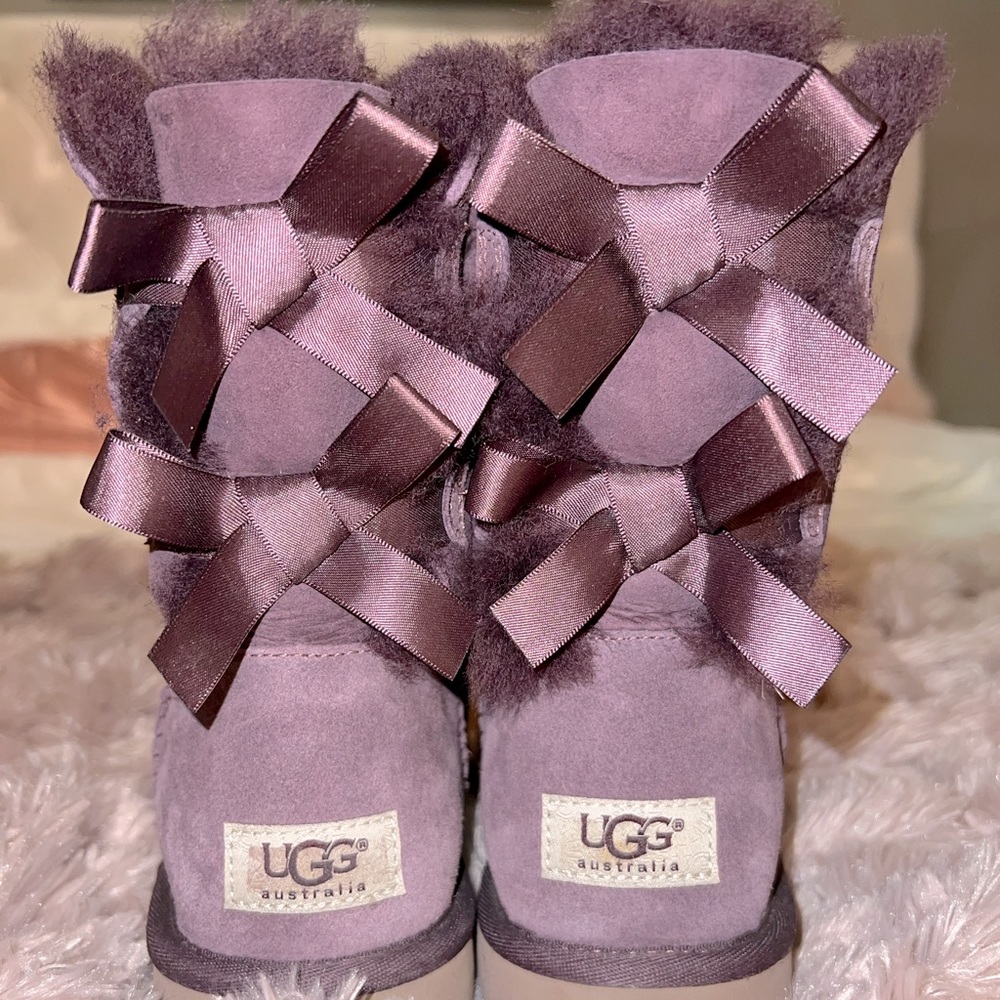 New Bailey bow no tag but in box